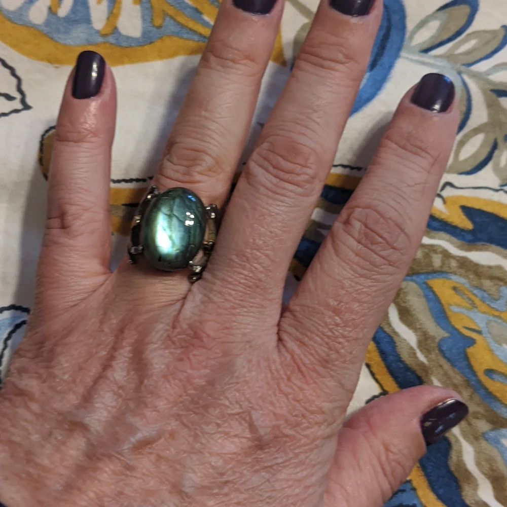 Labradorite Ring - Picture 1 of 3